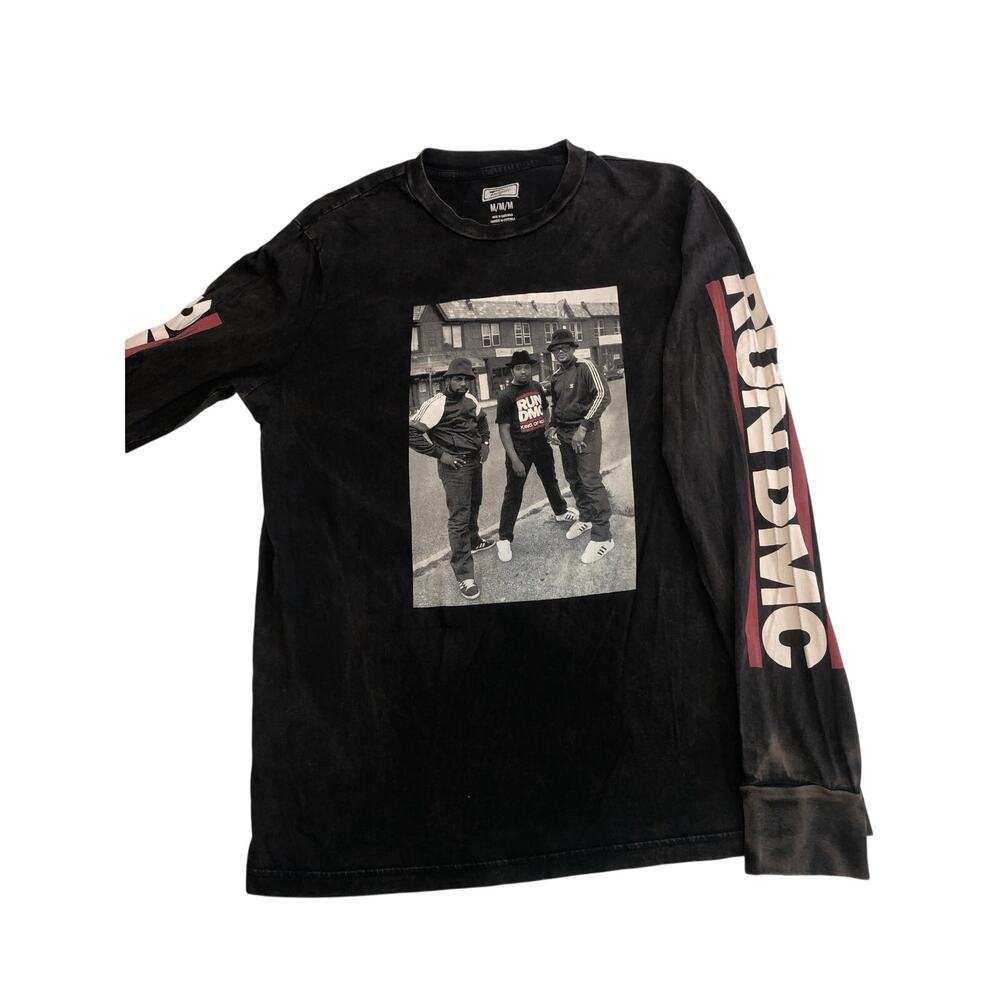Run DMC Graphic Long Sleeve Mens Tee Size M Tailgate Acid Wash Black Gray 80s